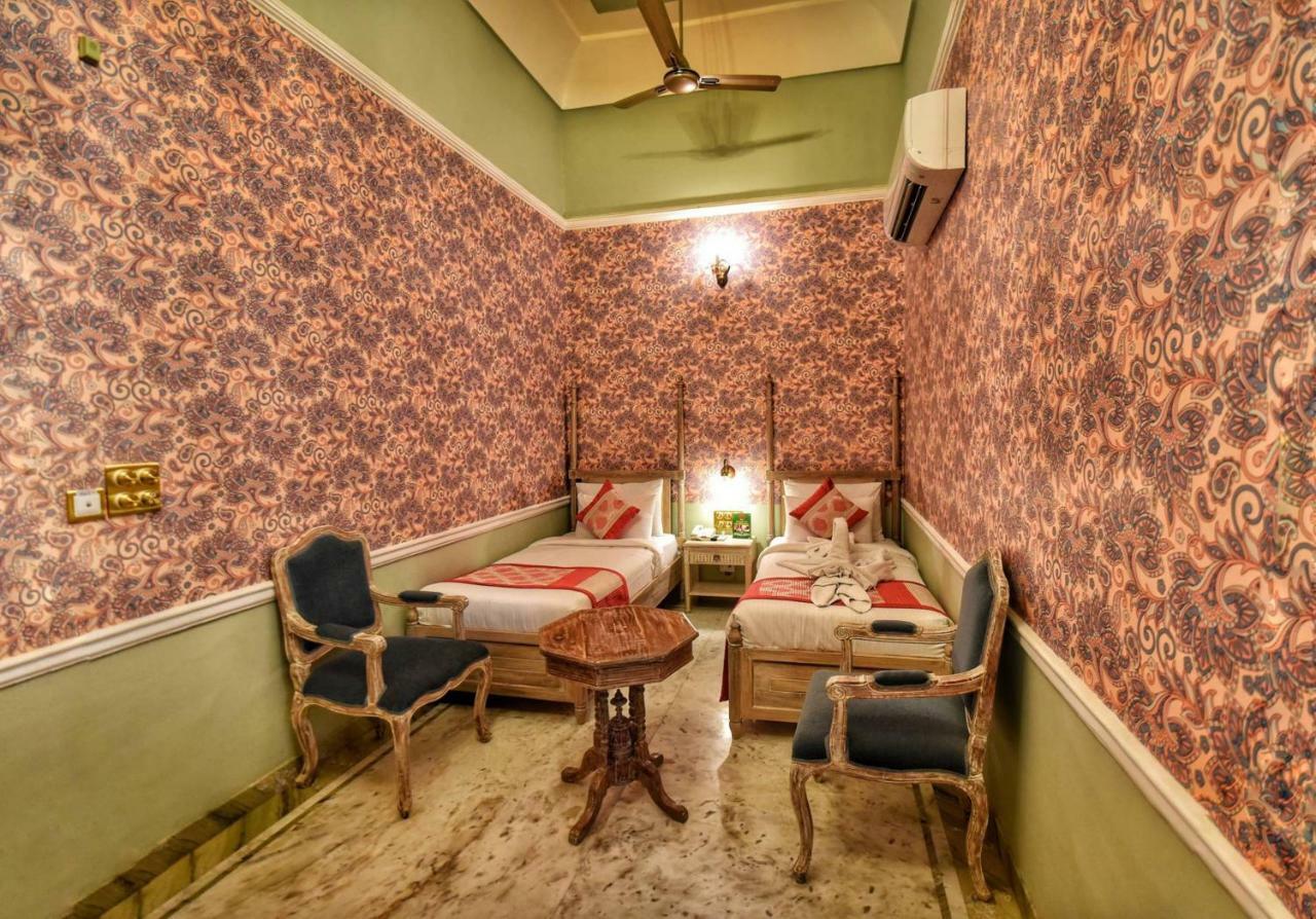 Resort Nirbana Palace - A Heritage And Jaipur