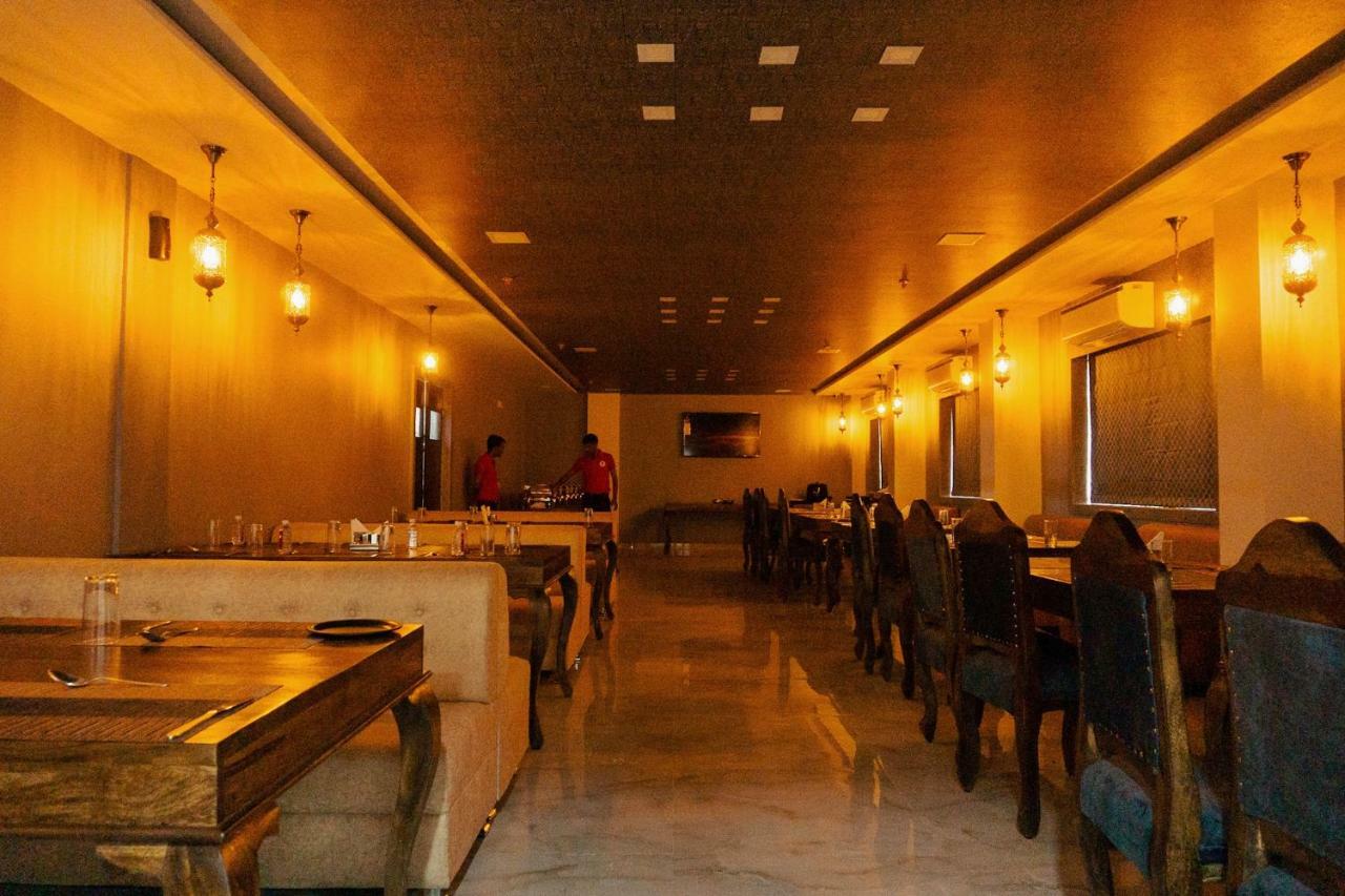 The Raas Mahal Hotel 3*