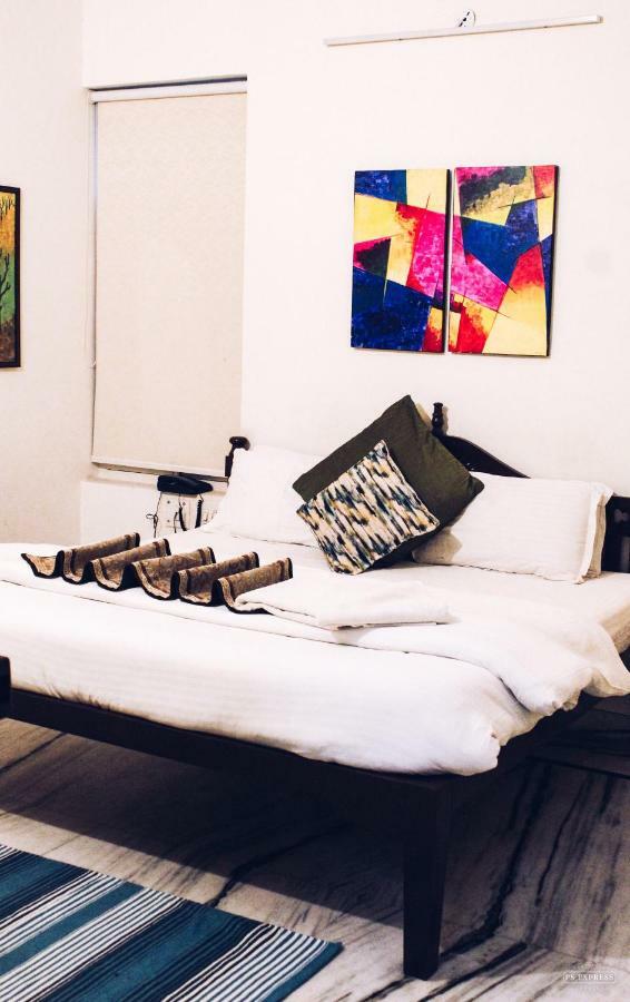 Hostel Hometales *