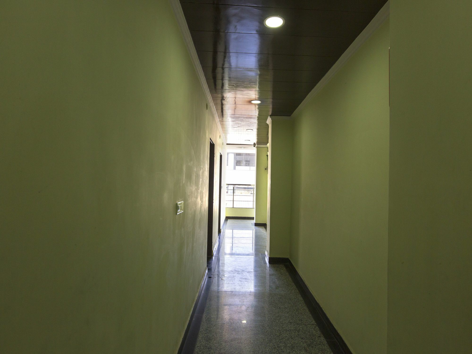 Hotel Oyo 7794 Raghukul 3*