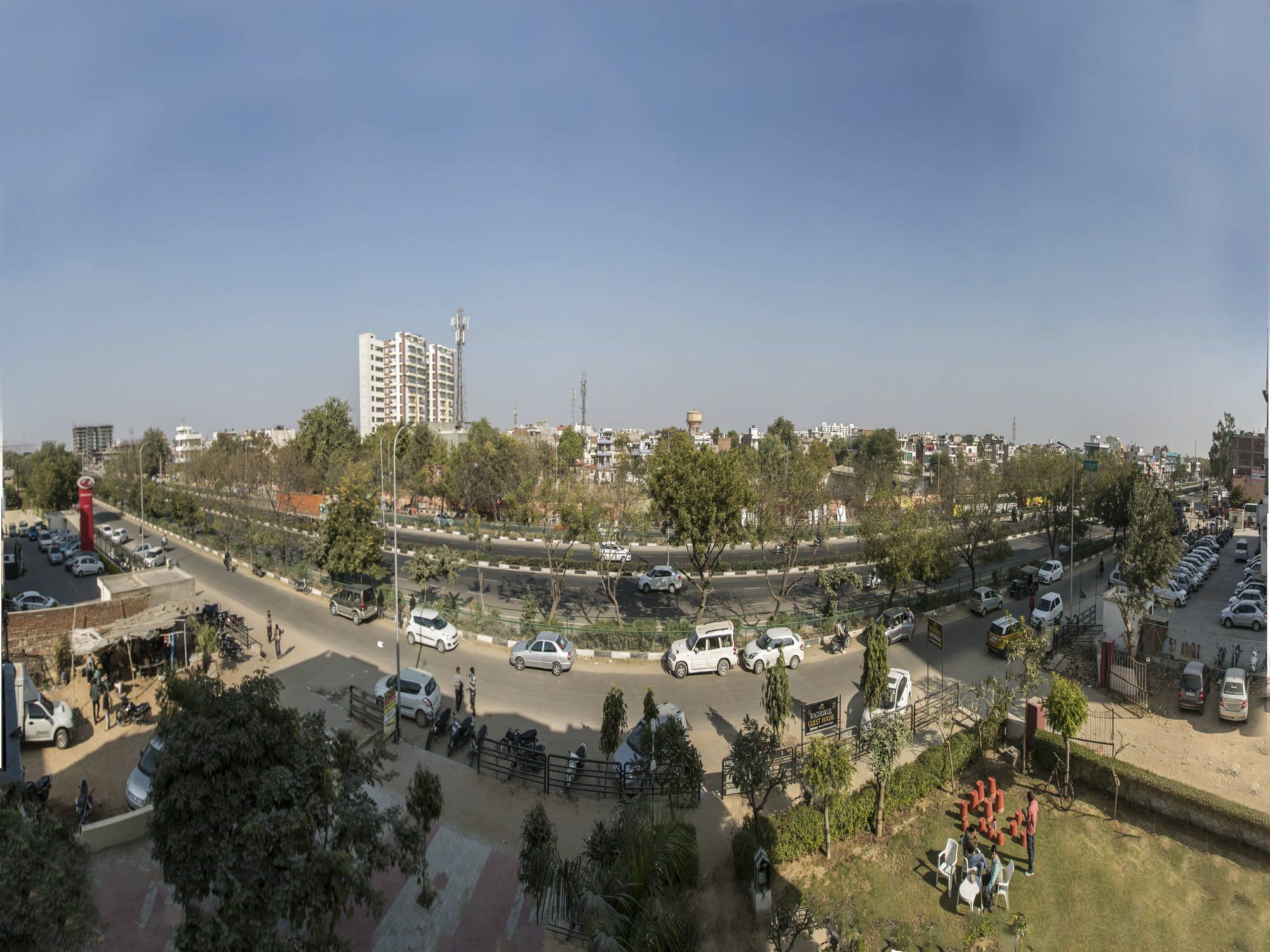 Oyo 7794 Raghukul Hotel