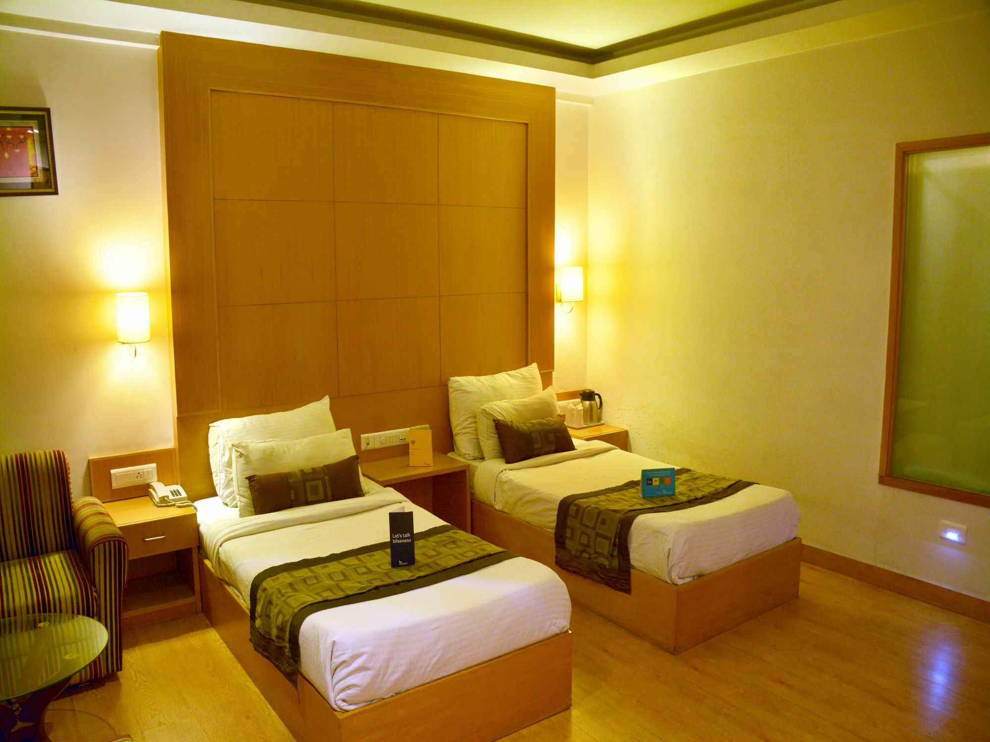Hotel Fabhotel Royal Cm Bani Park Jaipur