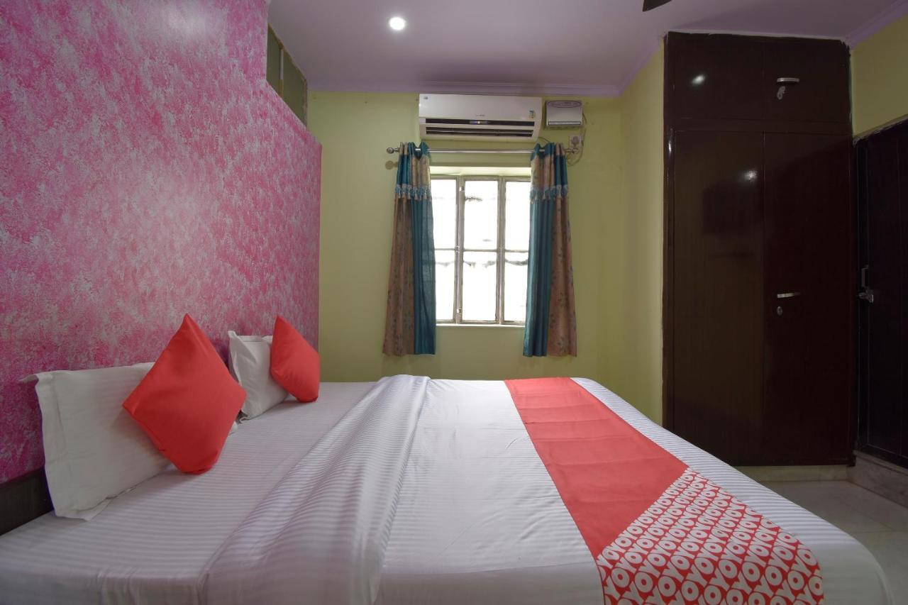 Hotel Fabhotel Golden Leaf I