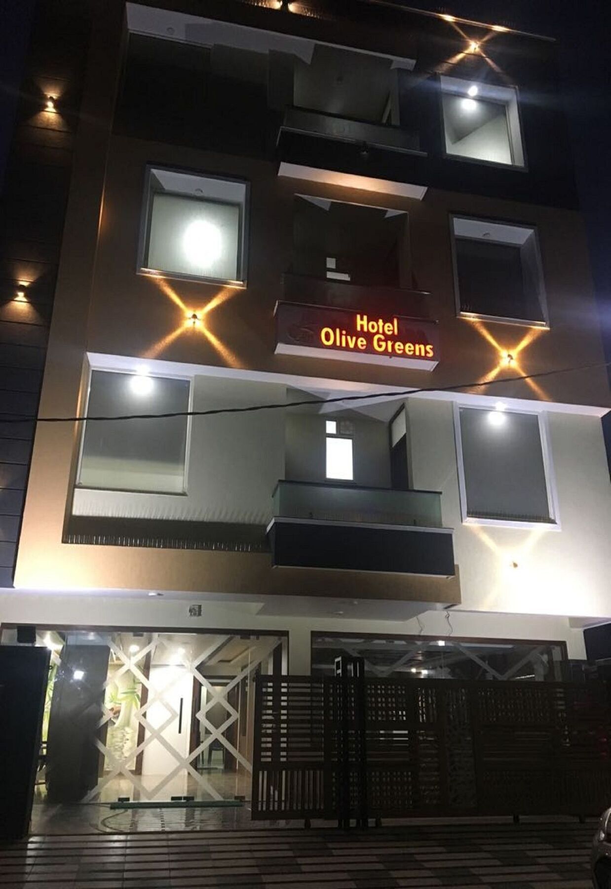 Olive Greens Near International Airport Hotel Jaipur