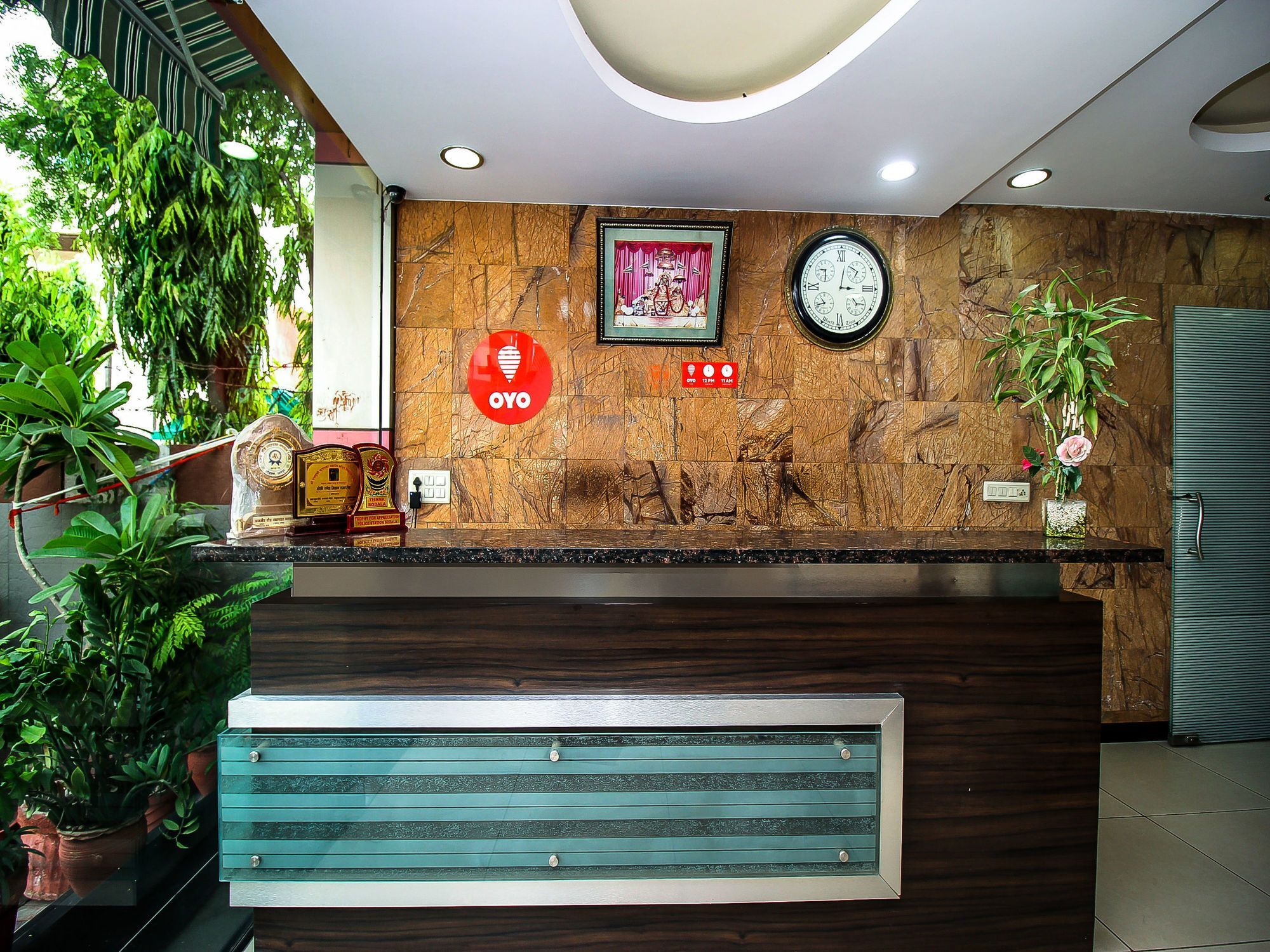 Oyo Flagship 16382 Sinjara 3*