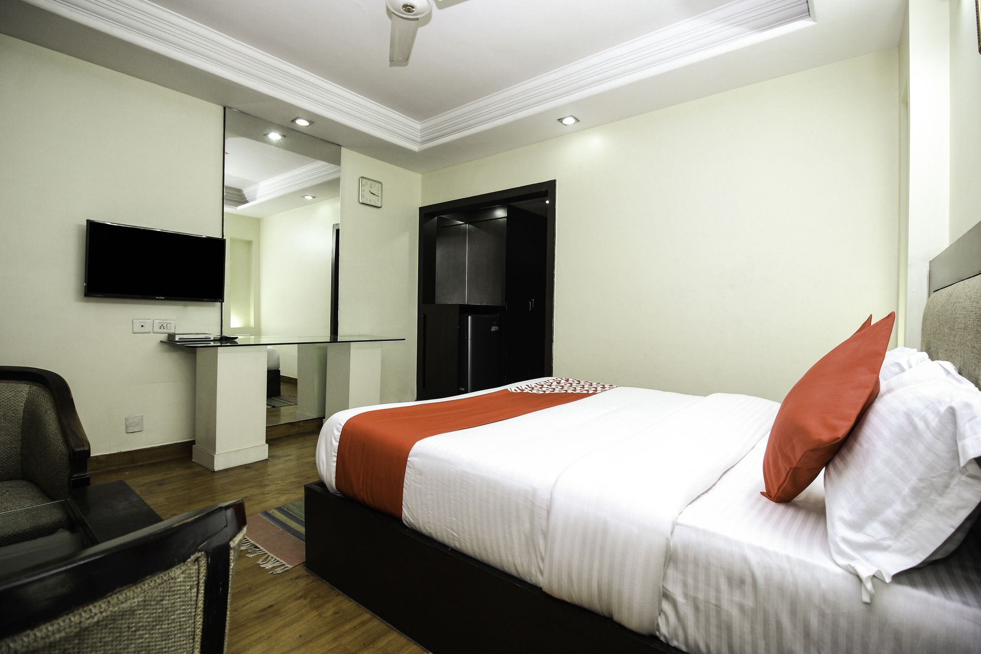 Hotel Oyo 2428 C Scheme Jaipur