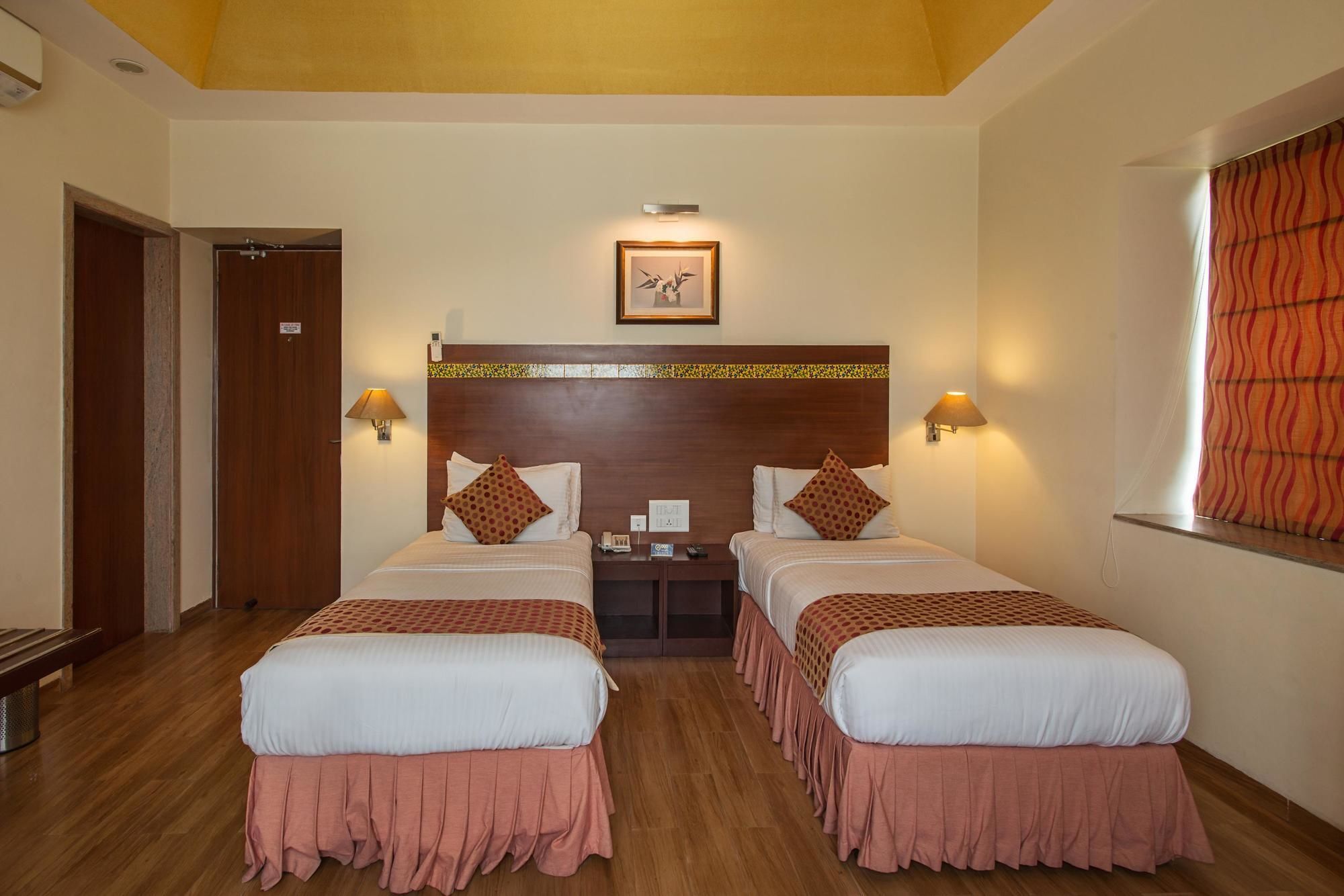 Aurum Boutique 4*