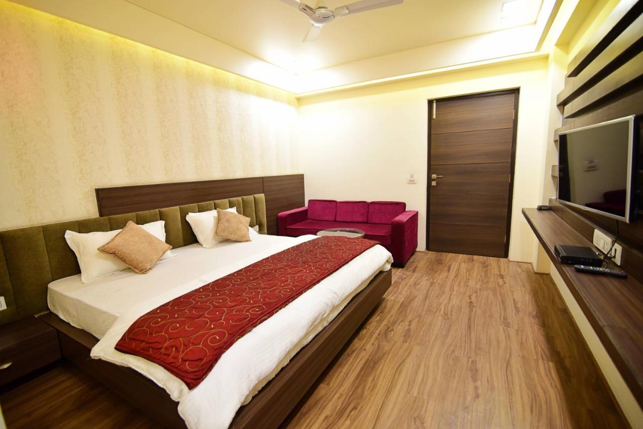 Hotel Shyampuriya Palace 3*