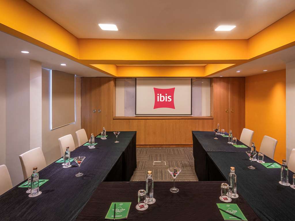Ibis Centre - An Accor Brand